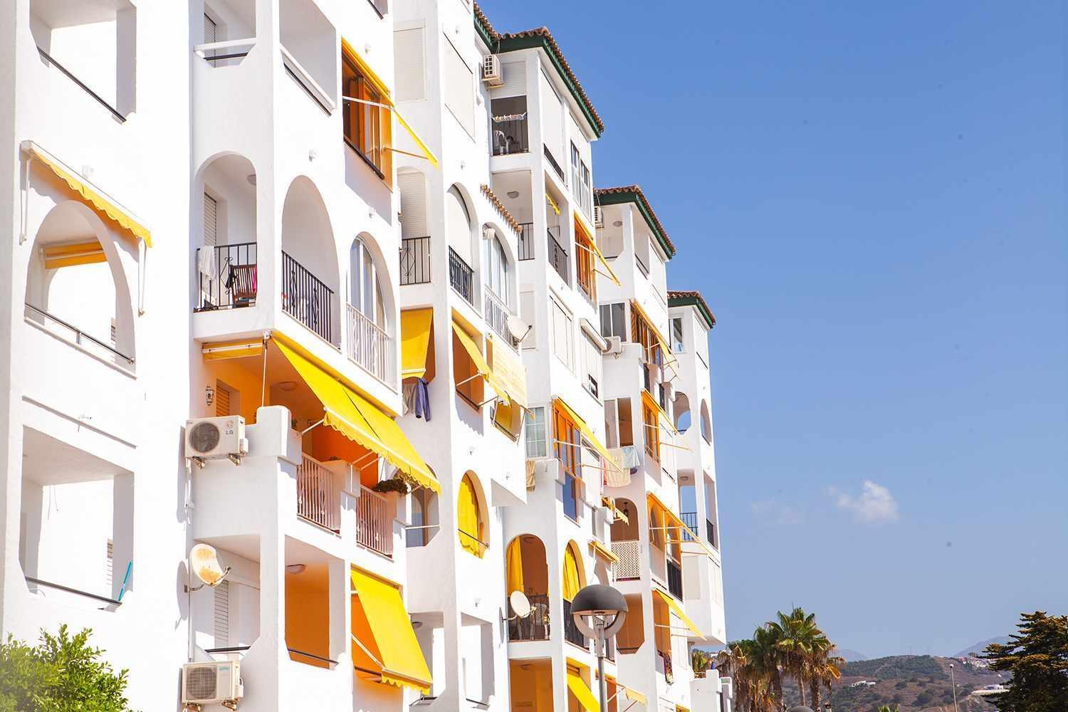 A 100M De Playa Piscina Y Todos Los Servicios Apartment Torrox Luaran gambar